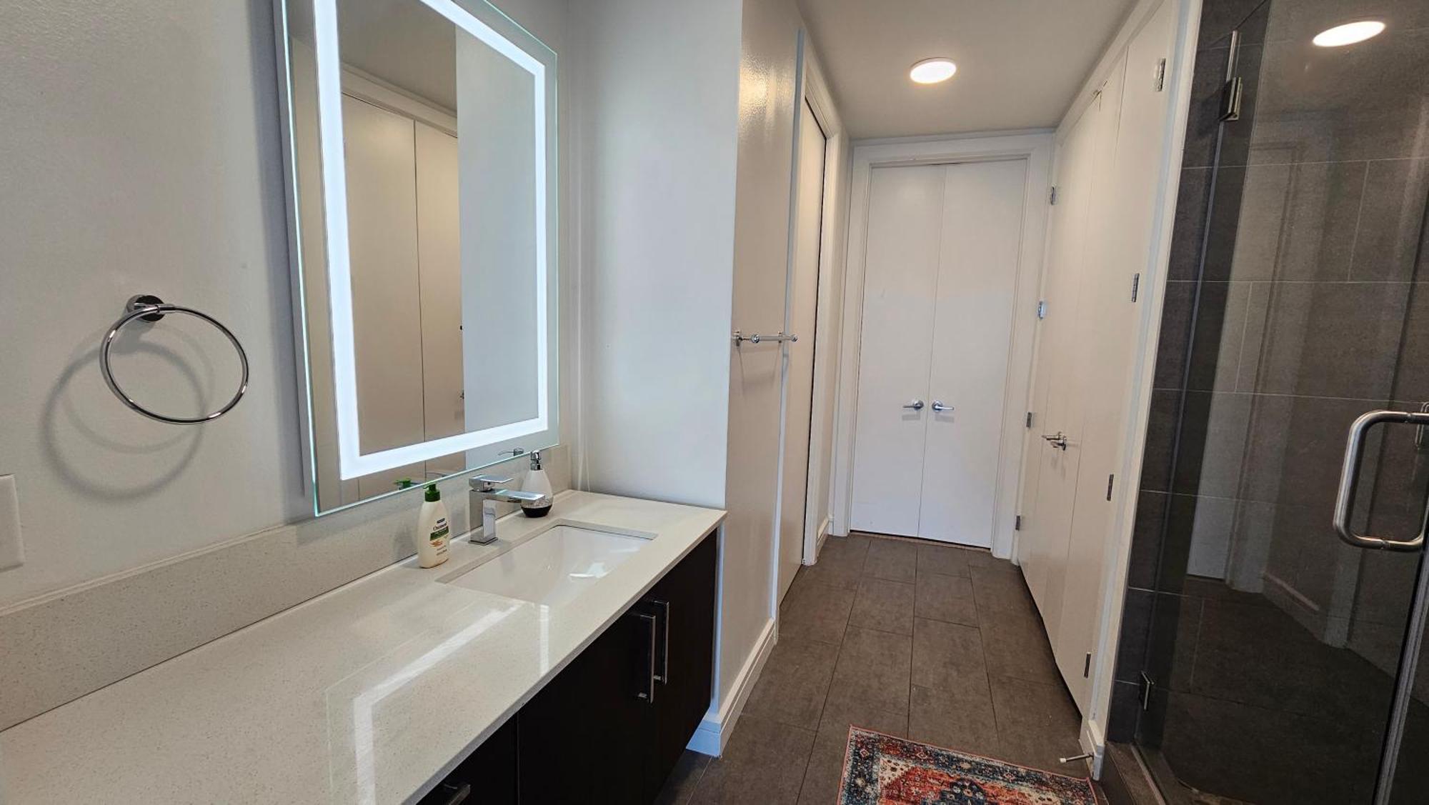 Apartamento Luxury Highrise In Midtown - Skyline Views And Chic Decor Houston Exterior foto